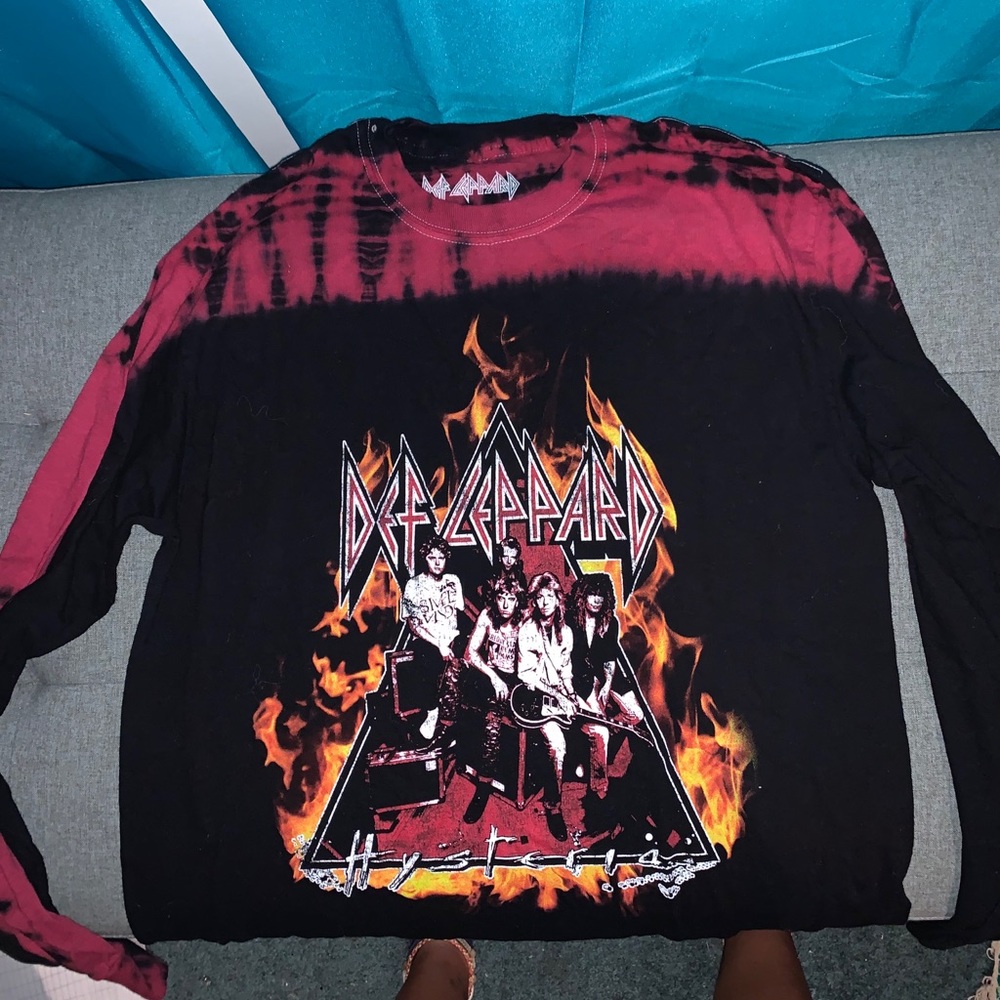 def leppard tee